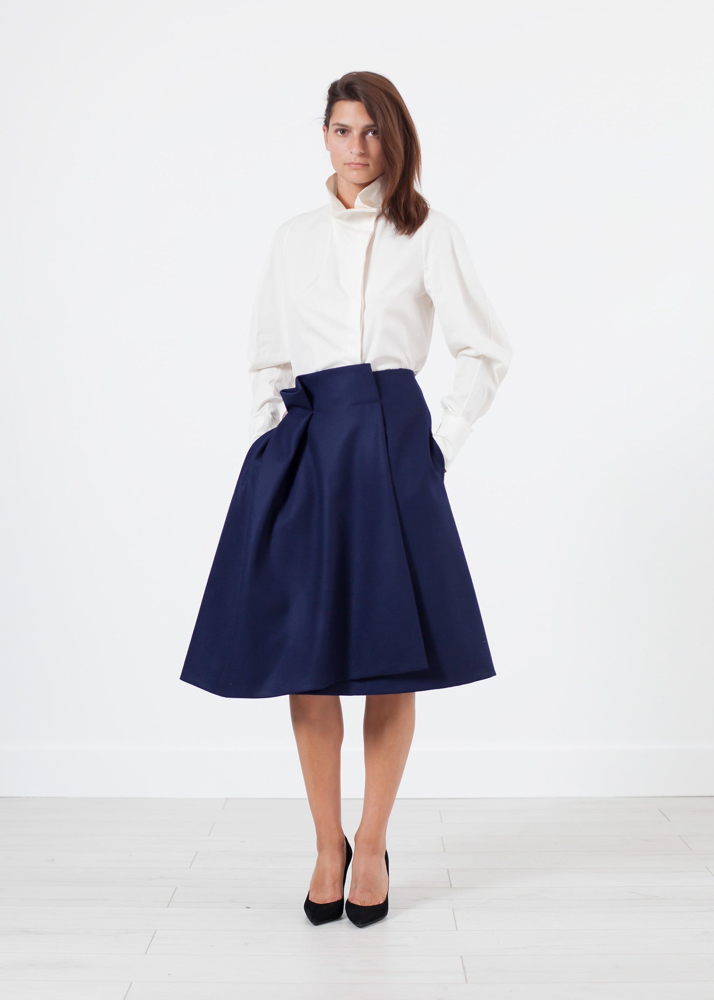 Teljes galléros poplin blúz törtfehér színben