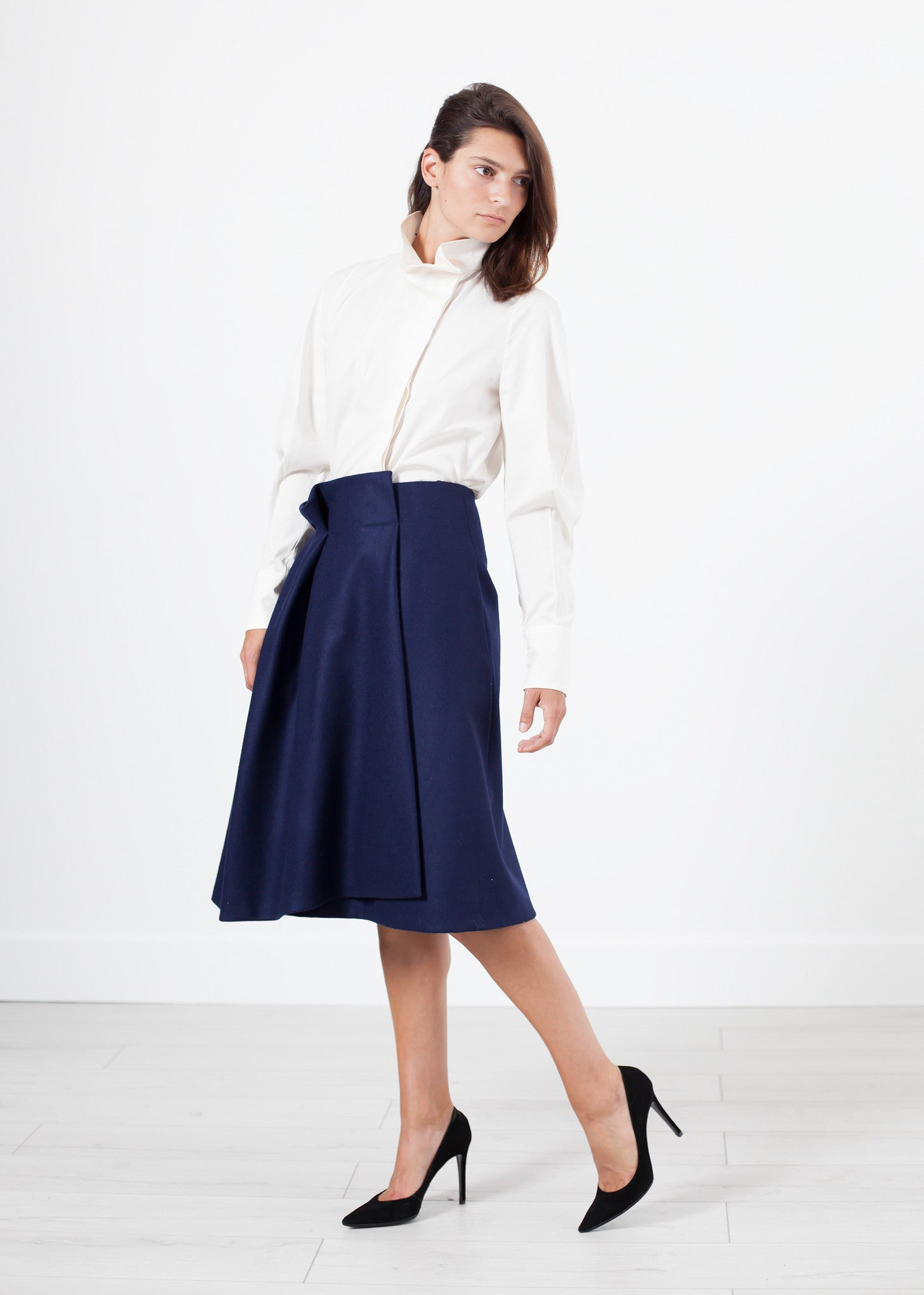 Teljes galléros poplin blúz törtfehér színben