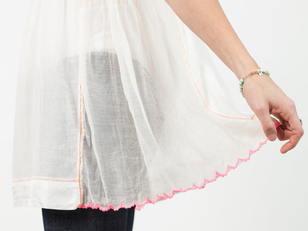 Babydoll Tank Fehérben