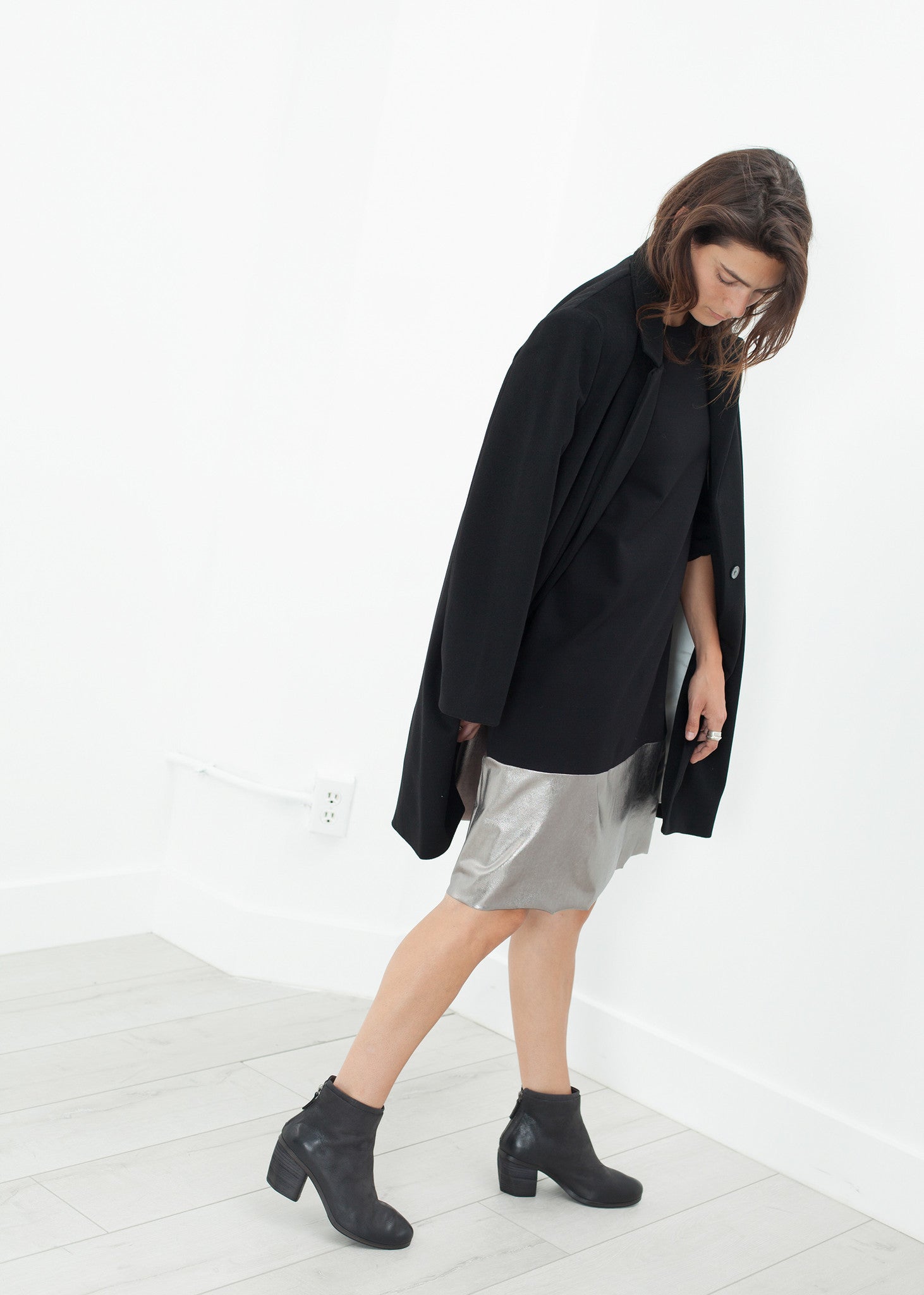 Fekete/Ezüst Szegélyes Ruha