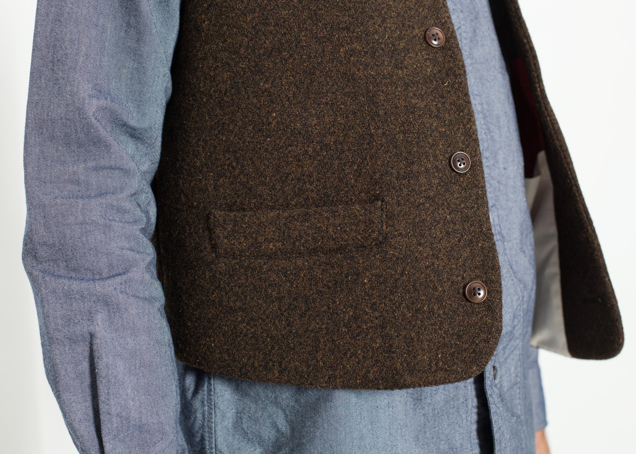 Kobe mellény barna színben