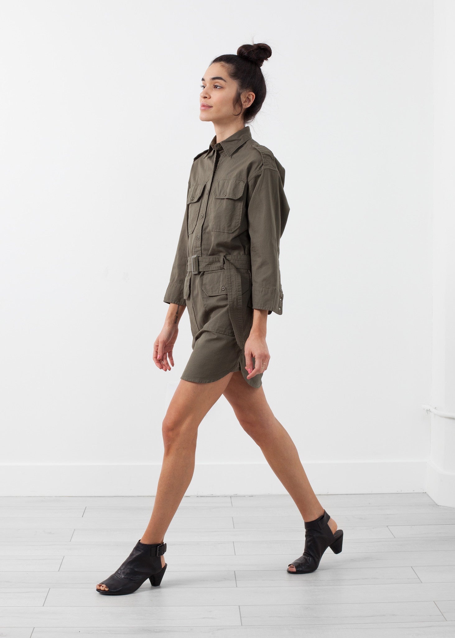 Öves felesleges ruha