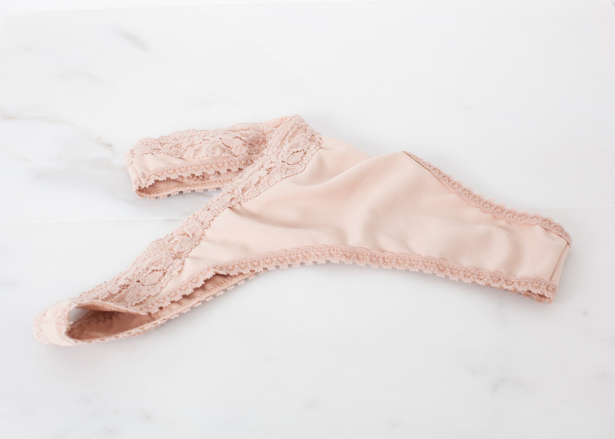 Alacsony derekú tanga