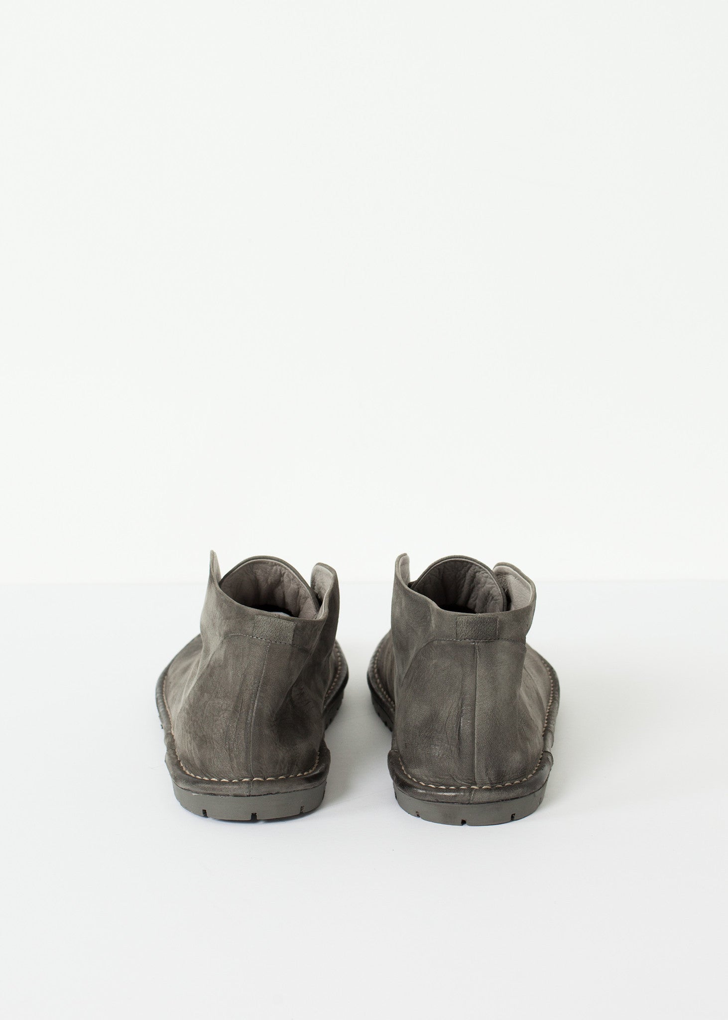 Fűző nélküli sportcipő