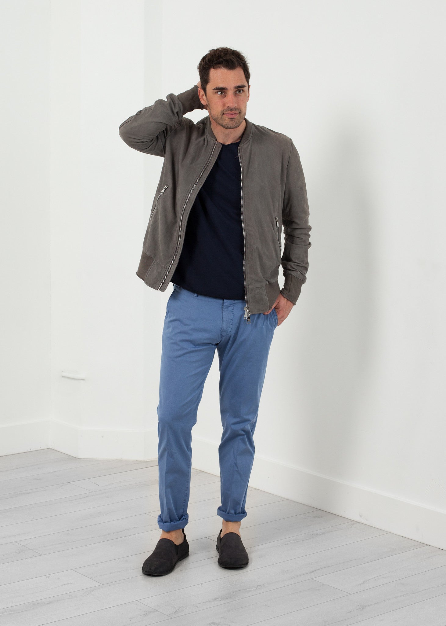 Testhezálló nadrág