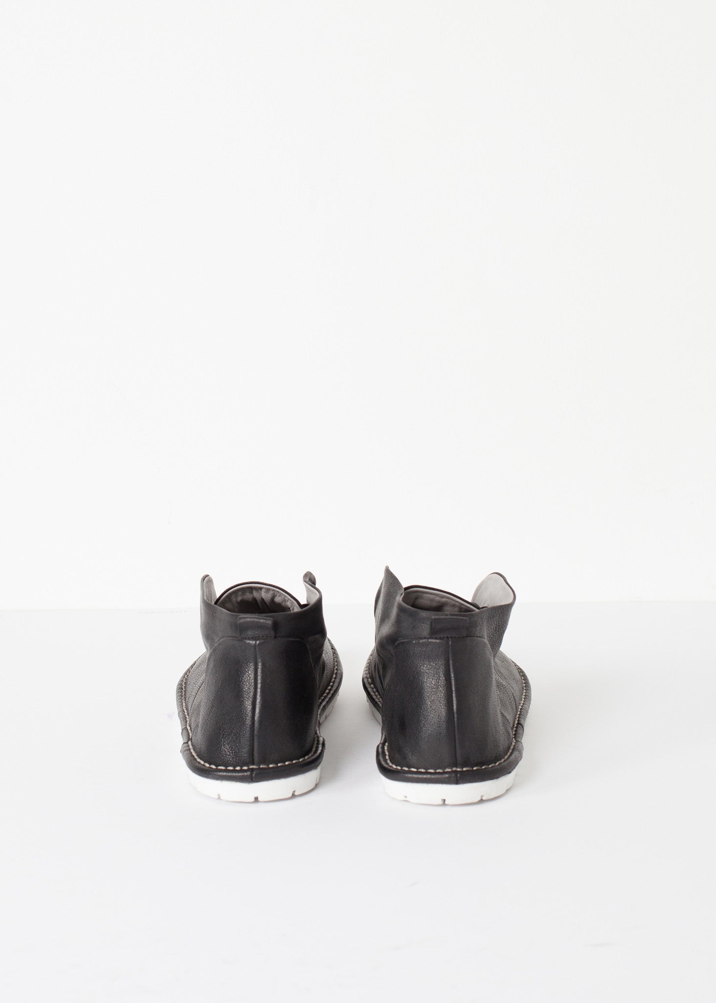 Fűző nélküli sportcipő