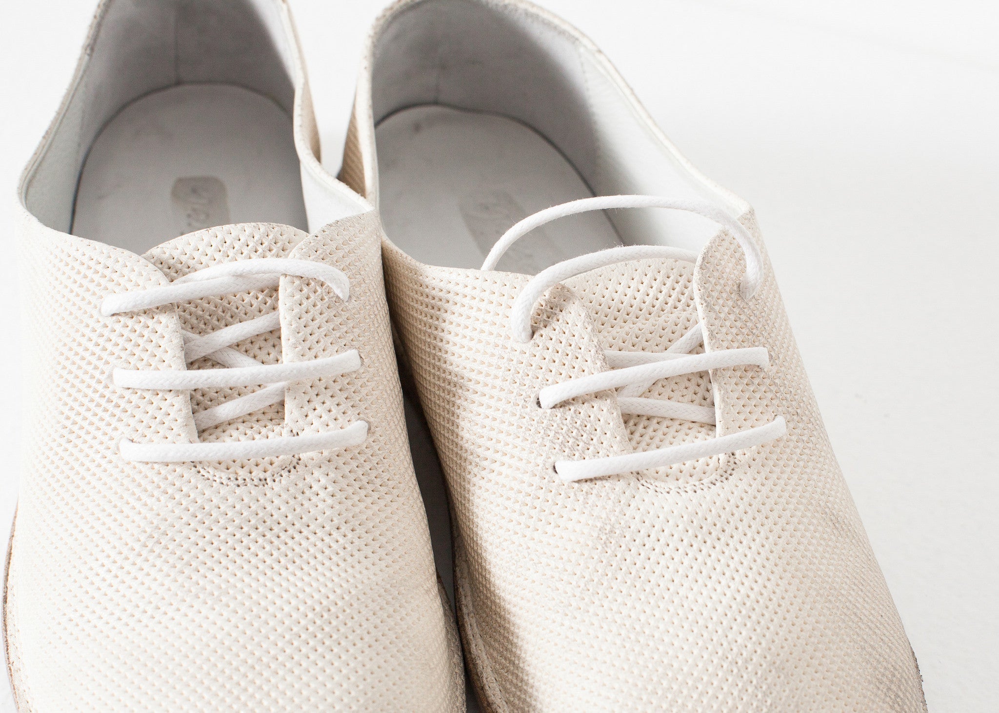 Gyémánt Slip-On fehér színben